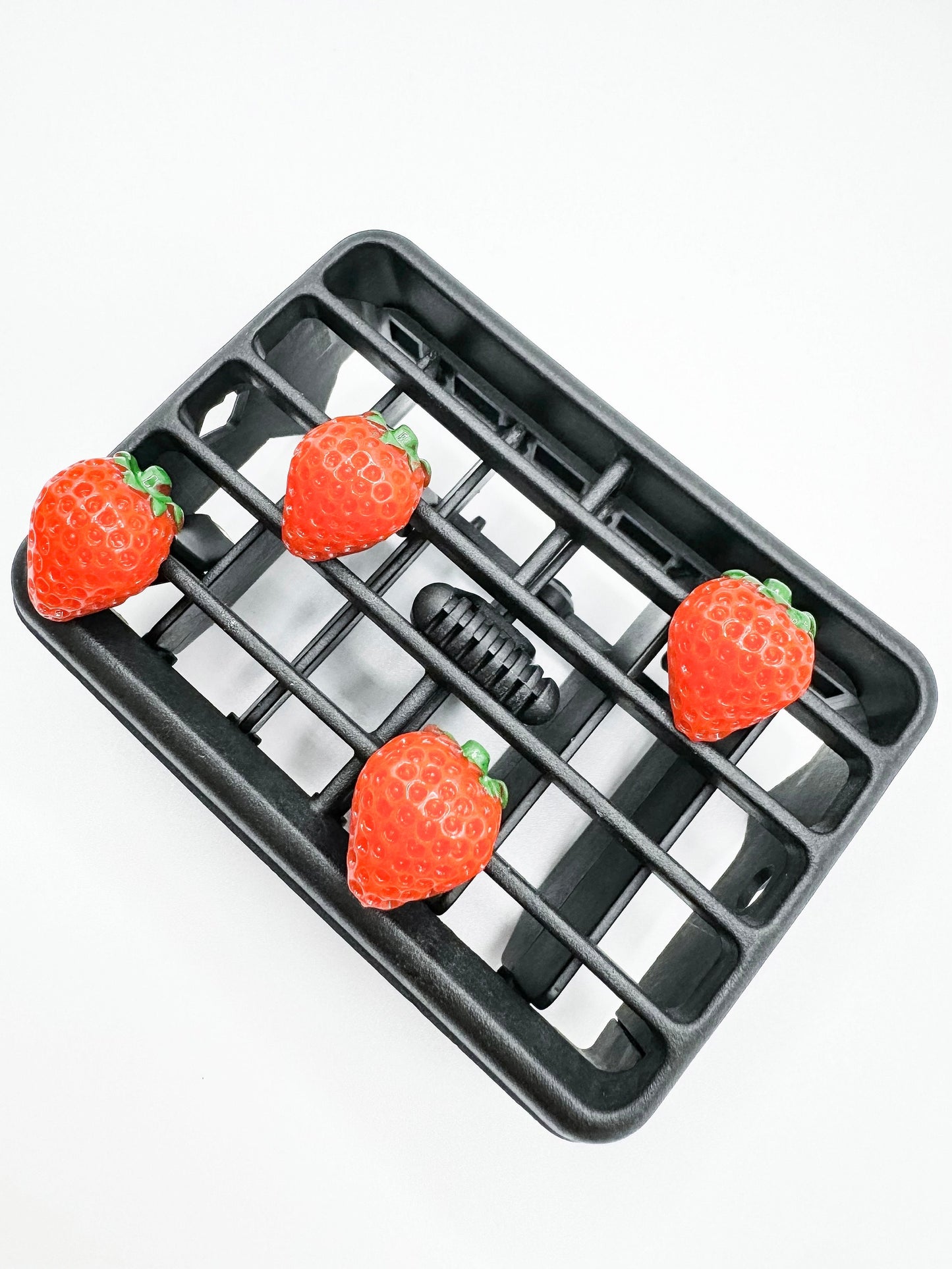 Strawberry Vent Clips | Set of 4 | Red